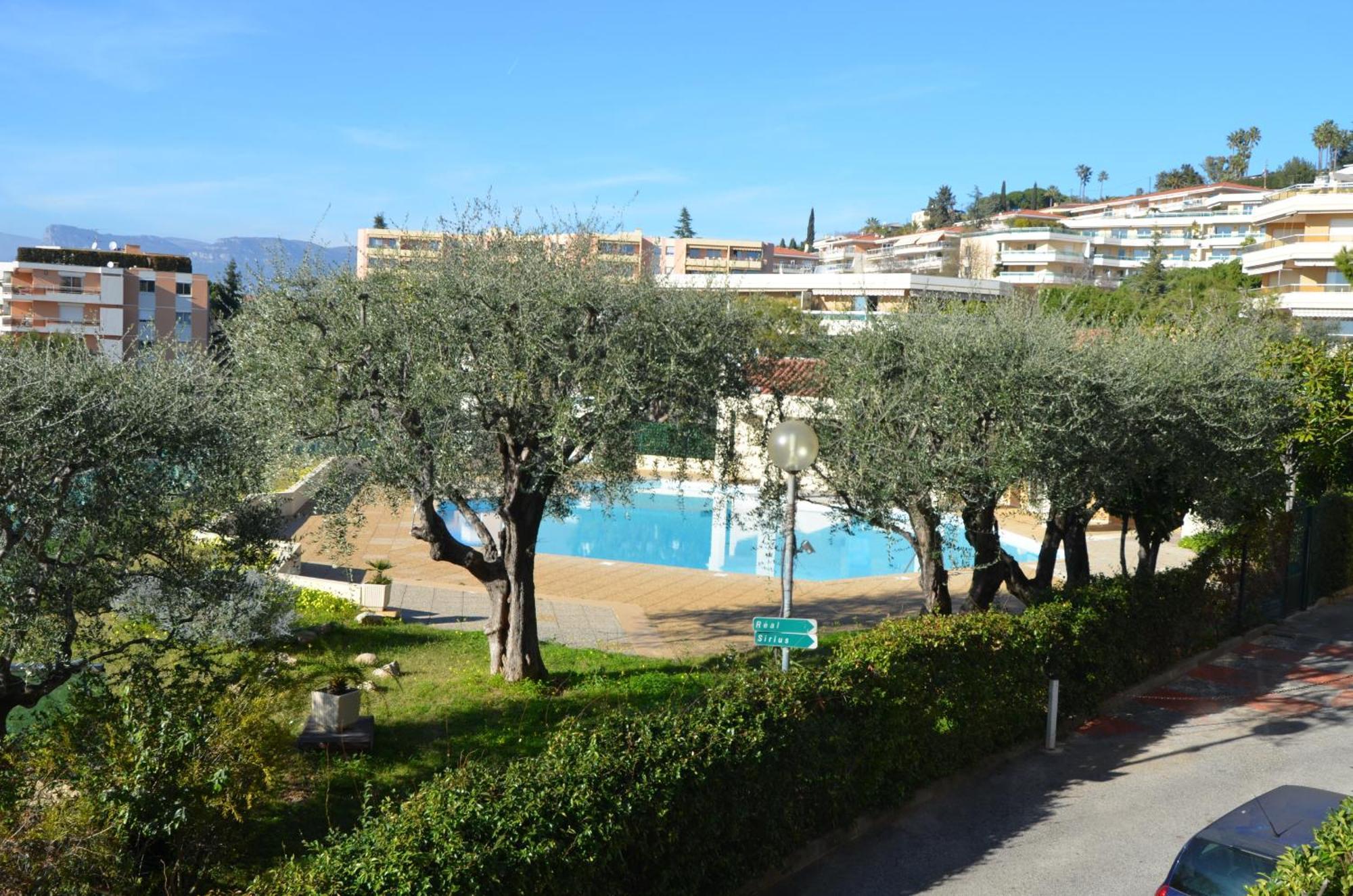 Plein Ciel - Appartement 5 Personnes Avec Piscine Sur La Corniche Fleurie A Ница Екстериор снимка