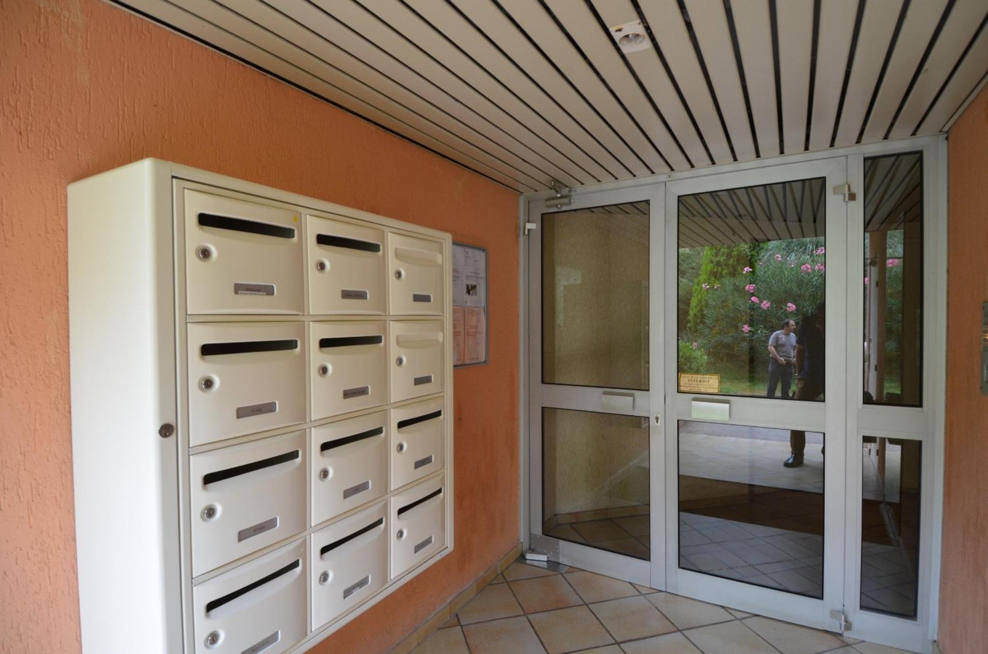 Plein Ciel - Appartement 5 Personnes Avec Piscine Sur La Corniche Fleurie A Ница Екстериор снимка